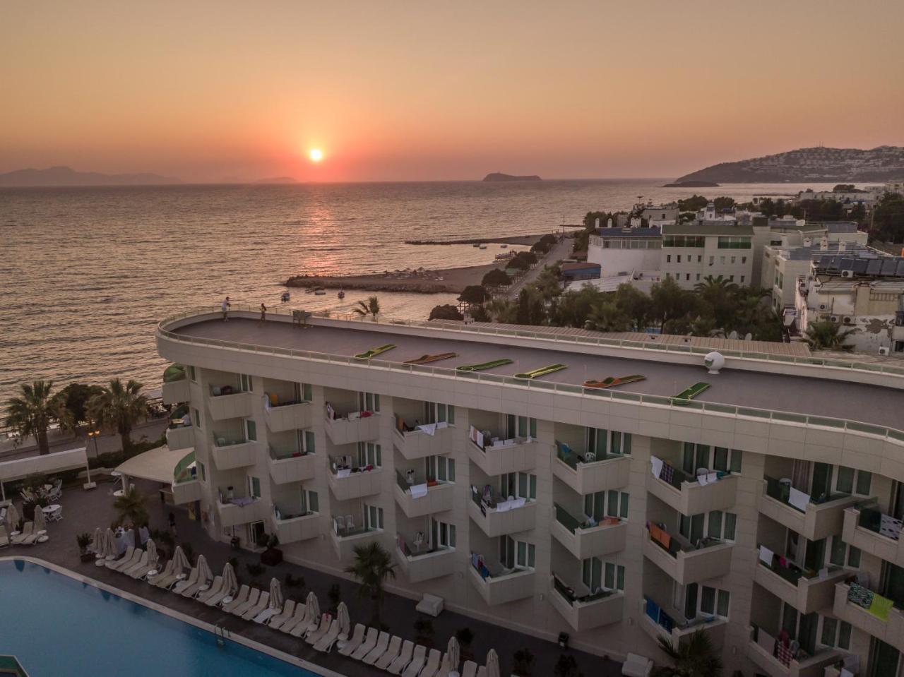 Dragut Point South Hotel Тургутрейс Екстериор снимка